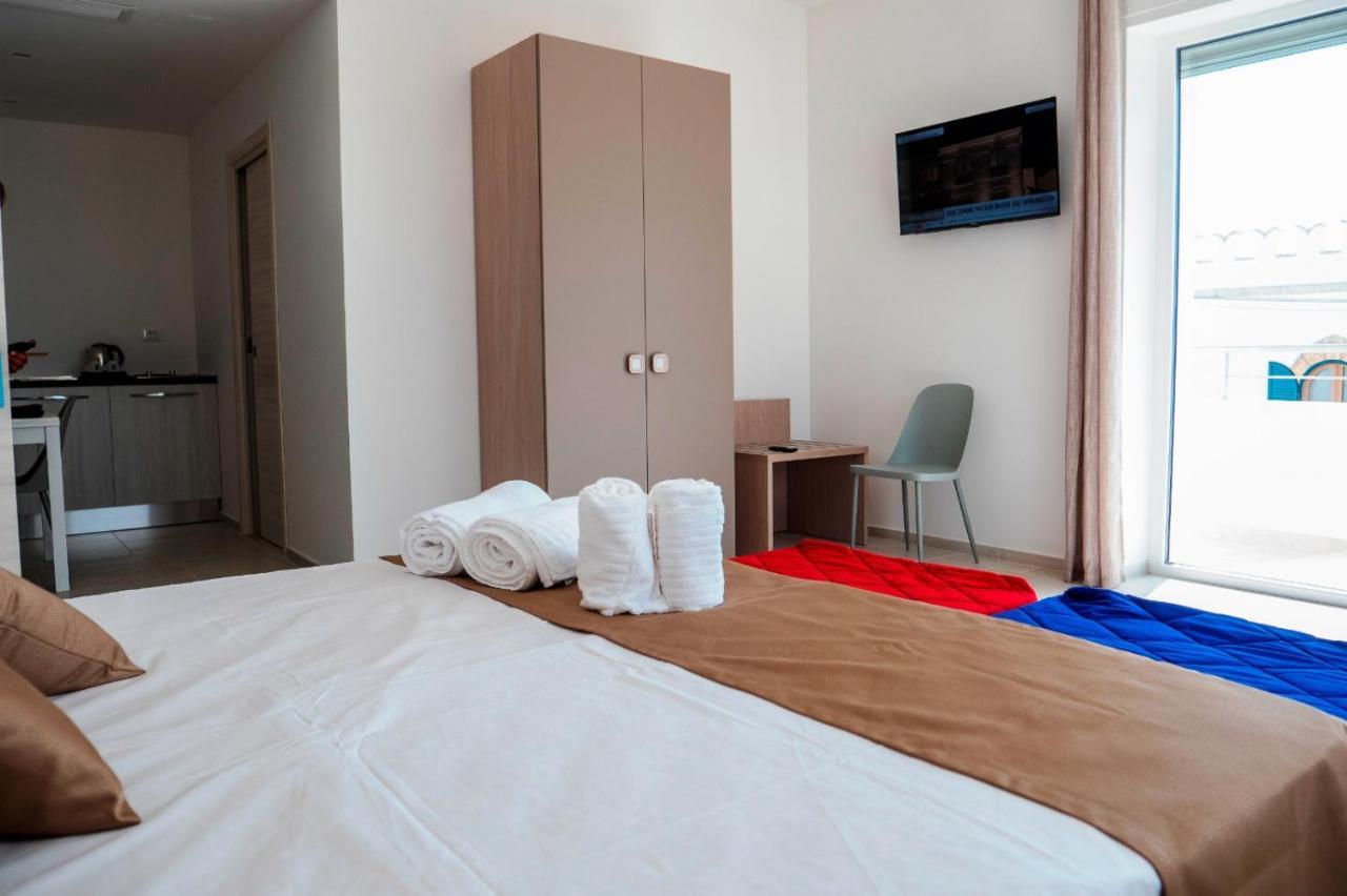 B&B A Un Passo Dal Mare Торе Кане Екстериор снимка